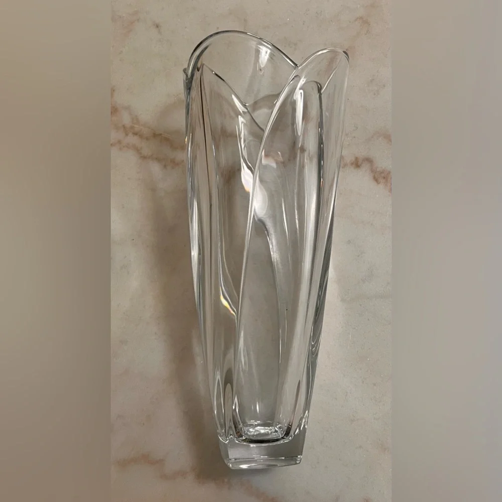 Vintage Globus Crystal Tulip Shape Bohemian Vase Elegant HIGH Quality HEAVY